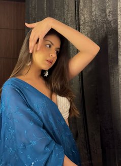 Taniya - escort in Dubai Photo 2 of 5