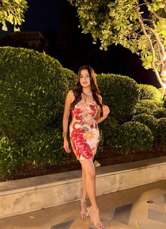 Taniya - escort in Dubai Photo 5 of 6