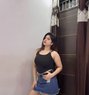 Taniya - puta in Dubai Photo 1 of 8