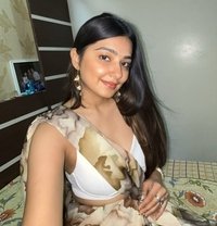 Taniya - escort in Kochi