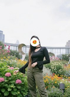 Taniya - escort in Gurgaon Photo 4 of 5