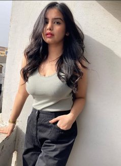 Taniya Patel - escort in Candolim, Goa Photo 2 of 2