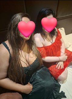 SAKSHI🩵SUNAINA❣️TANIYA(4-S♡me🫦Girls) - puta in New Delhi Photo 8 of 11