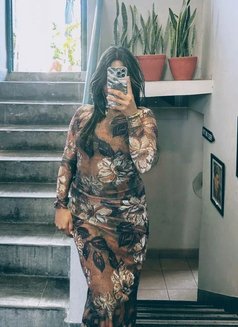 Taniya for genuine meeting - escort in Kathmandu Photo 2 of 2