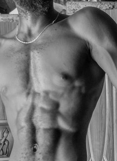 Tanky - Intérprete masculino de adultos in Johannesburg Photo 4 of 5