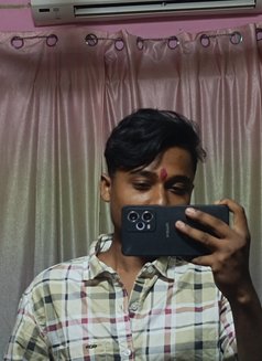 Op Tanmoy - Male escort in Kolkata Photo 1 of 4