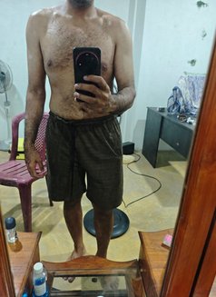 tanned boy at your service - Male escort in Colombo Photo 1 of 3