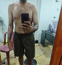 tanned boy at your service - Acompañantes masculino in New Delhi