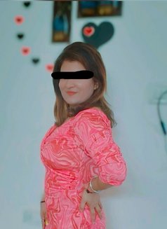 Tannu-Trends Spa@ Comfort of Home/Hotel - masseuse in Bangalore Photo 3 of 4
