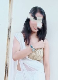 Tannu - escort in Bangalore Photo 3 of 3