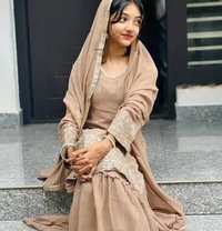 Tannu - escort in New Delhi