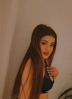 Tannu - escort in New Delhi Photo 3 of 3