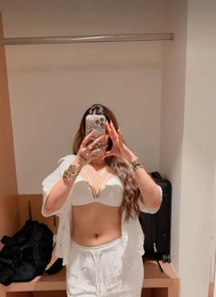 Tannu - escort in Perth Photo 1 of 4