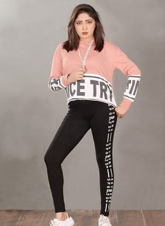 Tannu - escort in Al Manama Photo 3 of 3