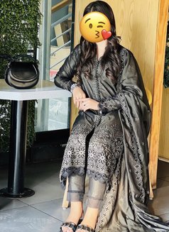 Tannvi Independent - escort in Dubai Photo 2 of 7