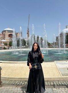 TanTanThailand good sex - Transsexual escort in İstanbul Photo 15 of 15