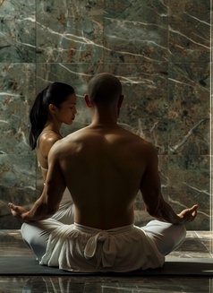 Tantra & Squirting Yoni Massage - Acompañantes masculino in Hua Hin Photo 1 of 3