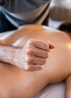Professional Therapeutic Masseur (Bi) - masseur in Bangalore Photo 2 of 2