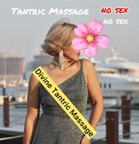 🟢 Tantric massage_Eva _DIFC area - puta in Dubai