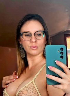 Tantric Massage in Belgrade - masseuse in Belgrade Photo 17 of 18