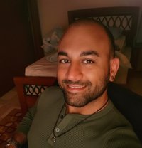 Tantric Tingles - Male escort in Dubai