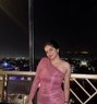 Tanu - escort in New Delhi Photo 1 of 2