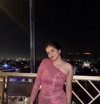 Tanu - escort in New Delhi