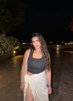Tanu - escort in Visakhapatnam Photo 2 of 3