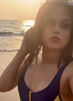 Vish kanya - Acompañantes transexual in New Delhi Photo 3 of 8