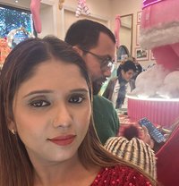 Tanu(meet & Cam) - escort in Kochi