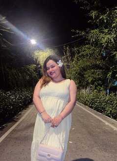 Tanu Sharma - escort in Noida Photo 7 of 9