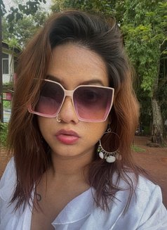 Tanu-Vers - Transsexual escort in New Delhi Photo 12 of 15