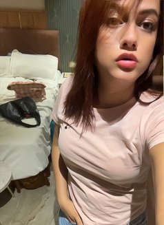 Tanu-Vers - Transsexual escort in New Delhi Photo 11 of 11