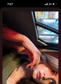 Tanu-Vers - Transsexual escort in New Delhi Photo 16 of 16
