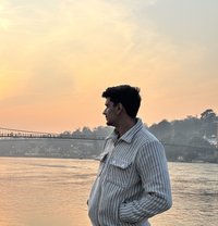 Tanuj - Male escort in New Delhi