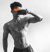Tanuj - Male escort in New Delhi