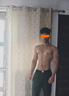 Tanuj - Male escort in New Delhi Photo 2 of 3