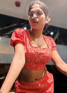 Tanuja - escort in Kolkata Photo 2 of 3