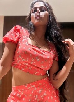 Tanuja - escort in Kolkata Photo 3 of 3