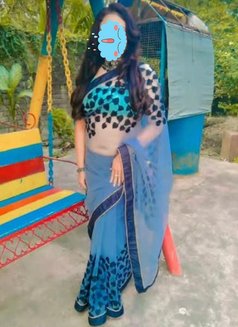 Tanushree Bhabhi real fun - escort in New Delhi Photo 7 of 9