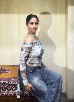 Tanushree - escort in Kolkata Photo 2 of 3