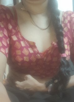 Tanushree - escort in Mumbai Photo 2 of 2