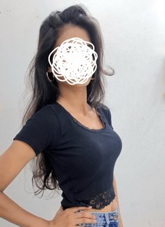 Tanvi, 22 yrs . Escort & Cam Fun - escort in New Delhi Photo 6 of 9