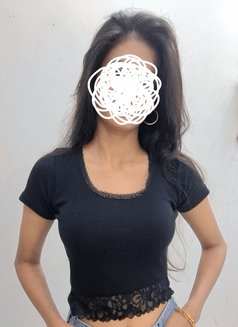 Tanvi, 22 yrs . Escort & Cam Fun - escort in New Delhi Photo 7 of 9