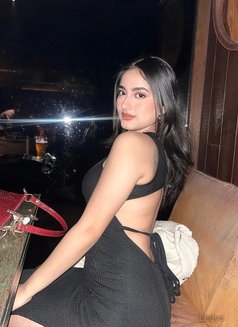 Tanvi - escort in Mumbai Photo 2 of 4