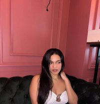 Tanvi Gupta - puta in Pune