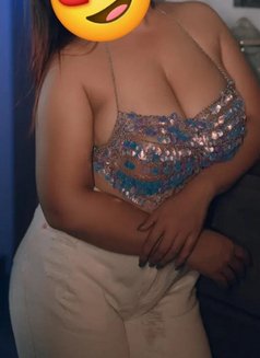 ❣️Tanvi🧿 Independent Cam service - puta in New Delhi Photo 7 of 11