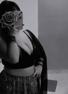 Tanvi Independent College Girl - escort in Noida Photo 3 of 4
