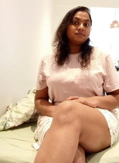 Tanvi - escort in Bangalore Photo 1 of 3