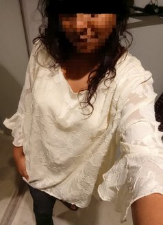 Tanvi - companion in Bangalore Photo 1 of 1